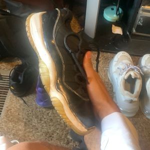 Jordan 11 lows